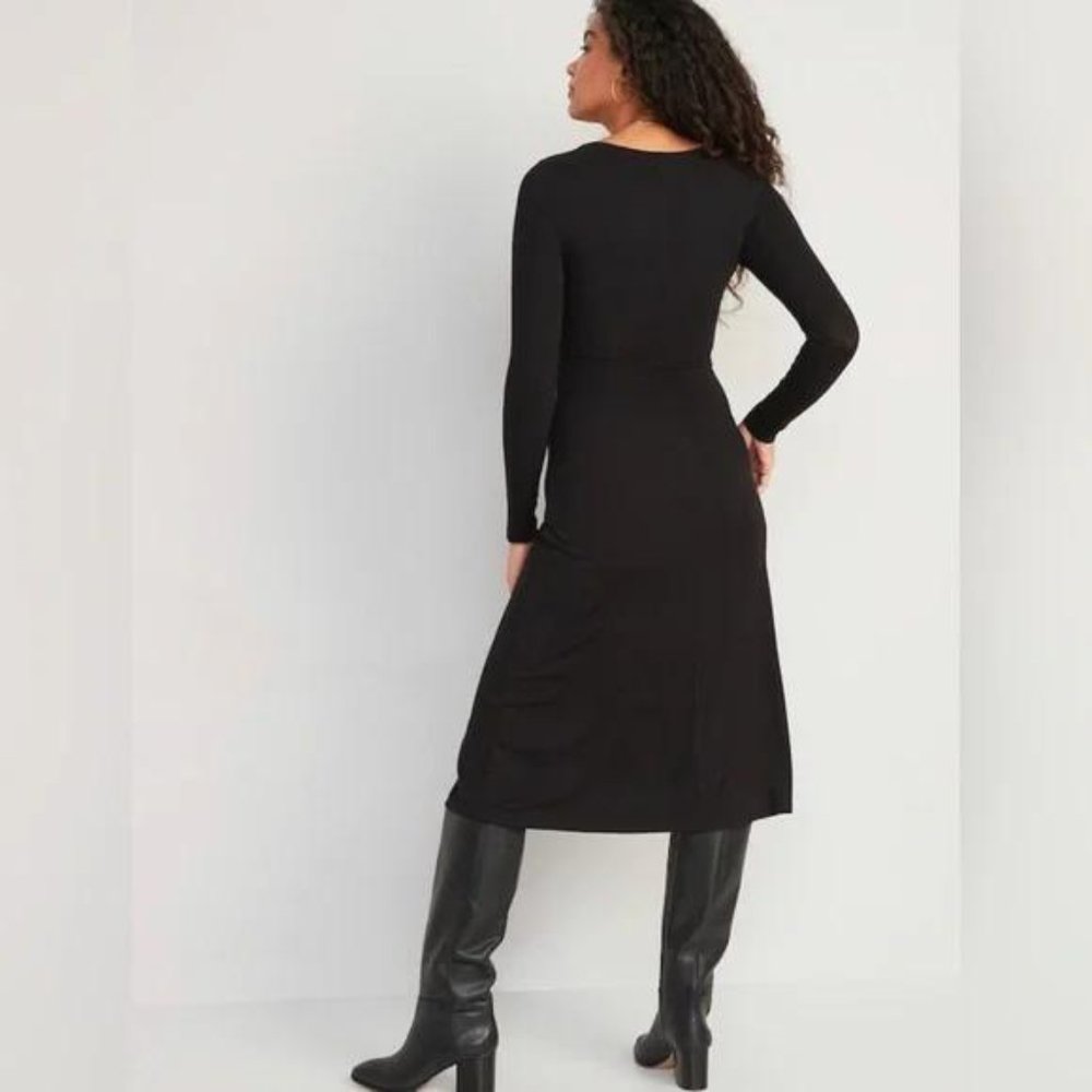 Old Navy Fit & Flare Twist-Front Cutout Midi Dress for Women New - Picture 2 of 7